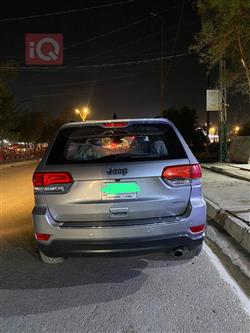 جیپ گراند شیرۆکی